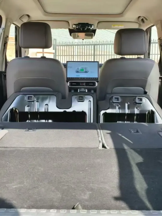 2024 Jetour ShanHai TravellerC-DM 1.5T 156HP L4 3DHT PHEV 43.24KWH,autocango,china used car exporter,china ev exporter,chinese used car exporter,chinese used ev exporter