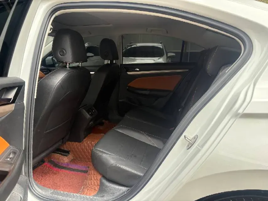 2023 Volkswagen Bora 1.2T 116HP L4 7DCT,autocango,china used car exporter,china ev exporter,chinese used car exporter,chinese used ev exporter