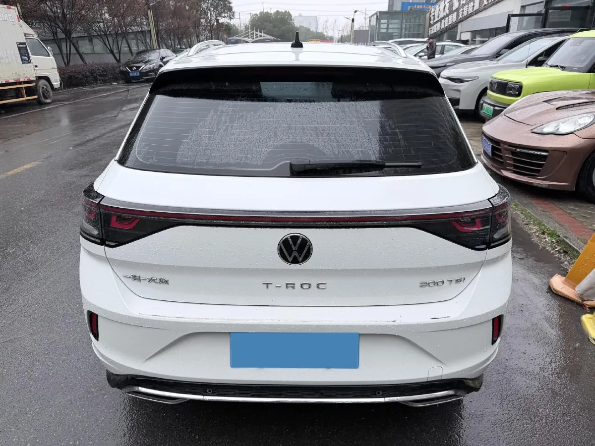2023 Volkswagen T-Roc 1.5T 160HP L4 7DCT,autocango,china used car exporter,china ev exporter,chinese used car exporter,chinese used ev exporter