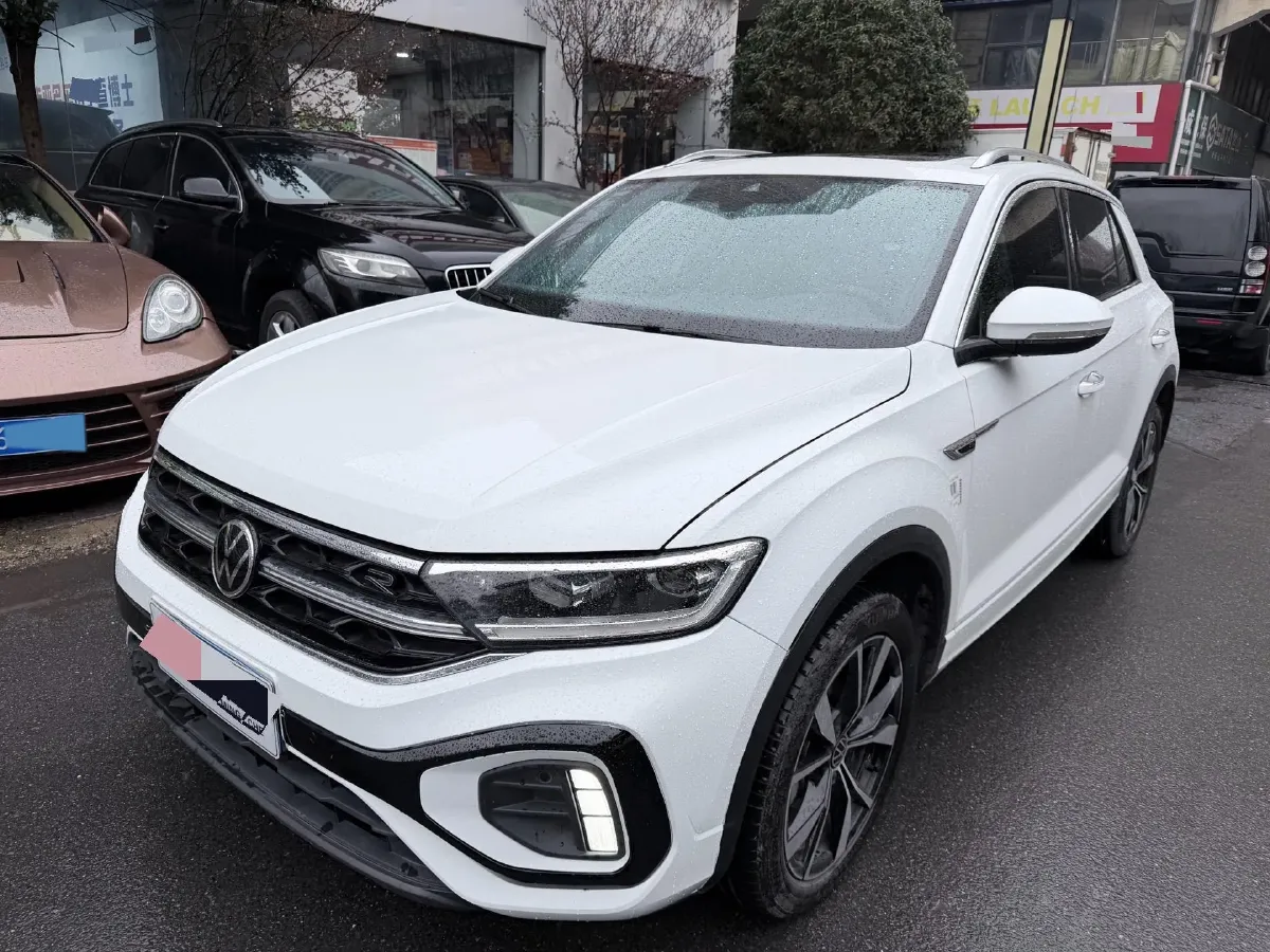 2023 Volkswagen T-Roc 1.5T 160HP L4 7DCT,autocango,china used car exporter,china ev exporter,chinese used car exporter,chinese used ev exporter