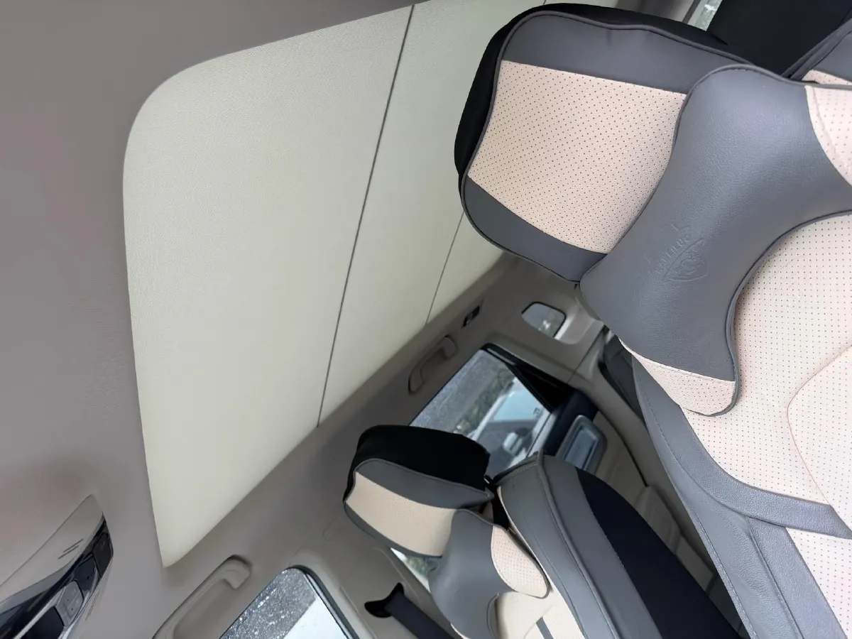 2023 Geely ICON 1.5T 181HP L4 7DCT,autocango,china used car exporter,china ev exporter,chinese used car exporter,chinese used ev exporter