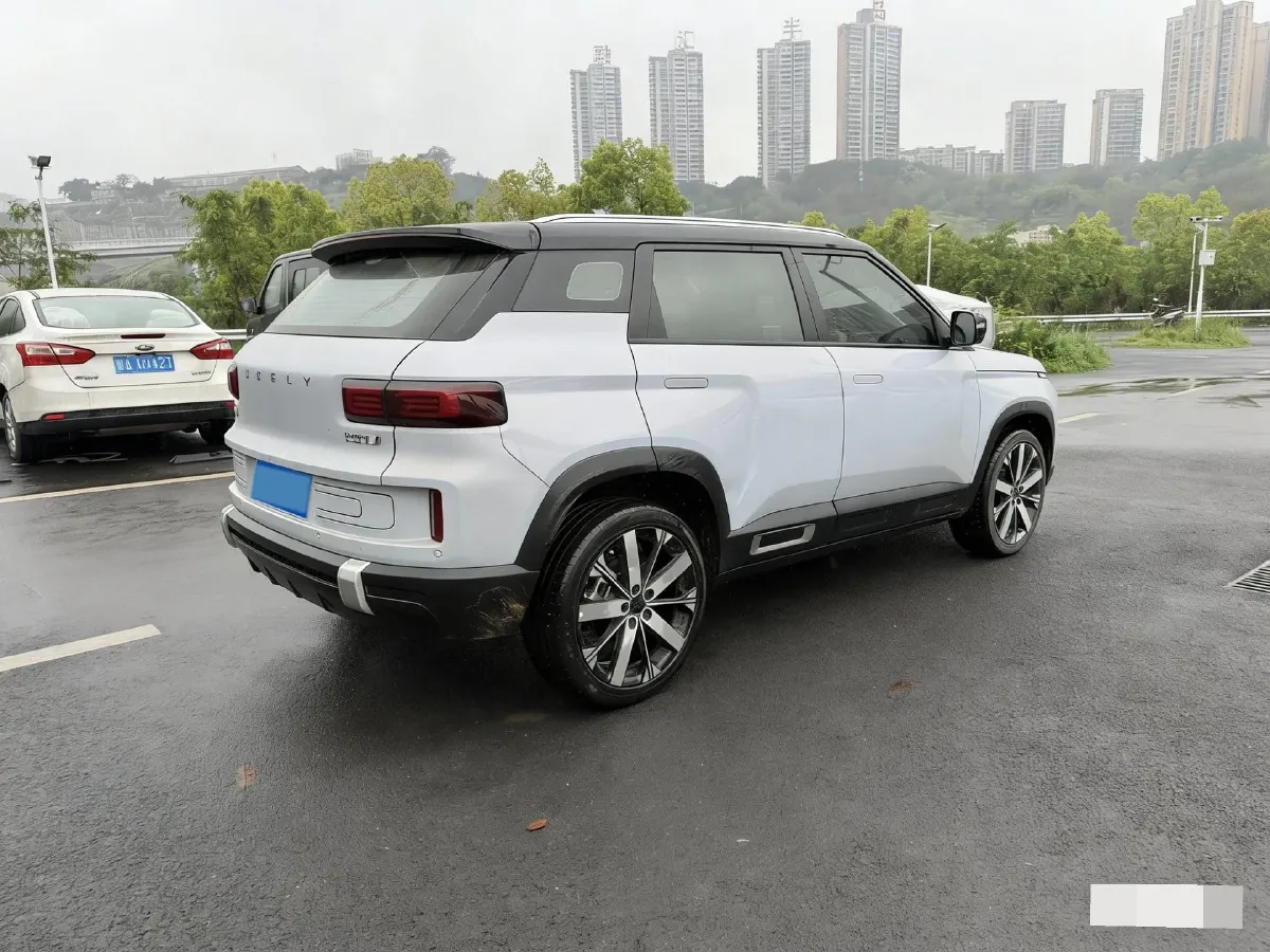 2023 Geely ICON 1.5T 181HP L4 7DCT,autocango,china used car exporter,china ev exporter,chinese used car exporter,chinese used ev exporter