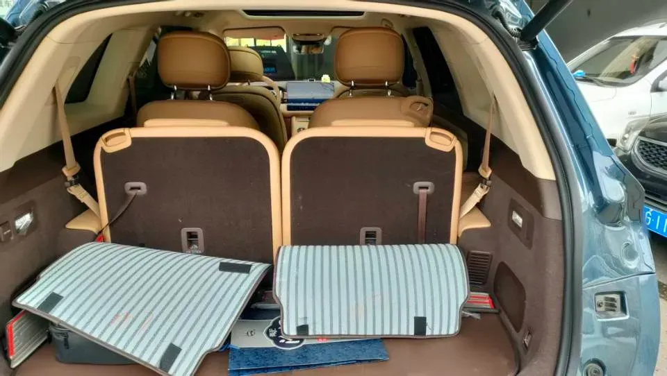 2024 AITO AITO M7 1.5T 152HP L4 REEV 42KWH,autocango,china used car exporter,china ev exporter,chinese used car exporter,chinese used ev exporter