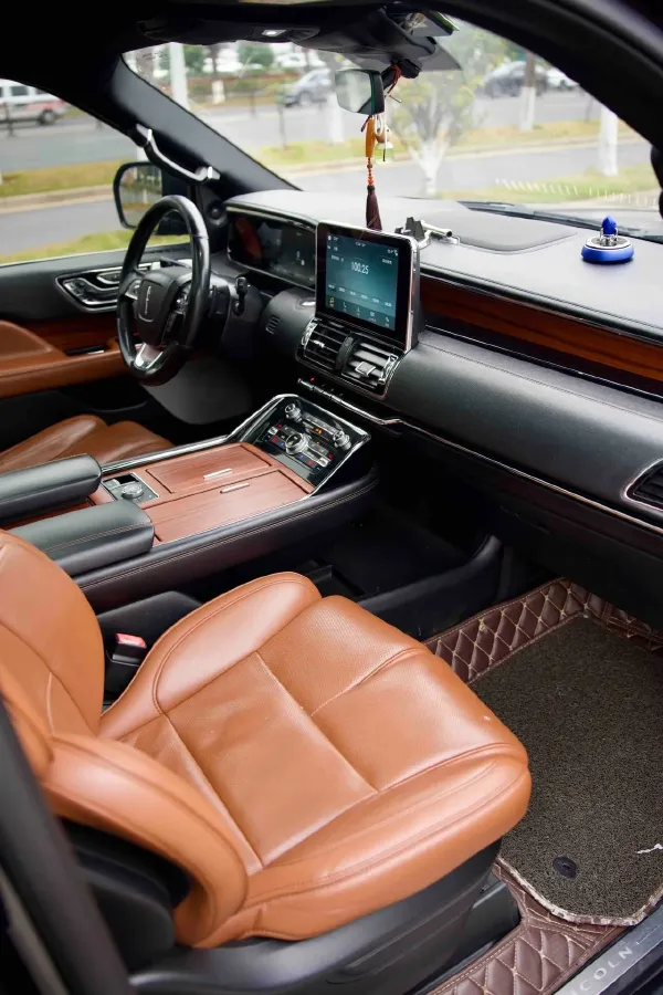 2018 Lincoln Navigator 3.5T 415HP V6 10AT,autocango,china used car exporter,china ev exporter,chinese used car exporter,chinese used ev exporter