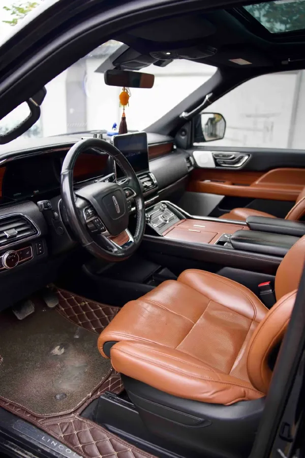 2018 Lincoln Navigator 3.5T 415HP V6 10AT,autocango,china used car exporter,china ev exporter,chinese used car exporter,chinese used ev exporter