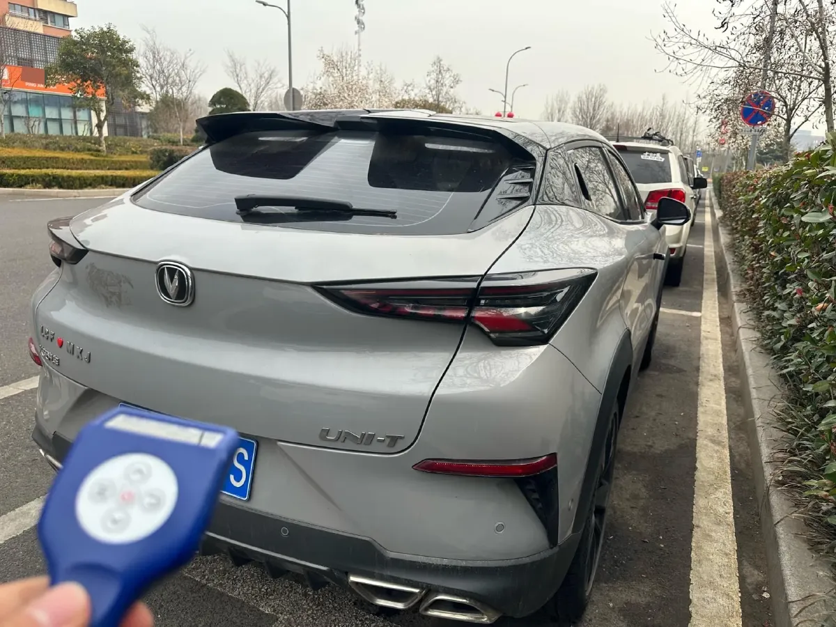 2020 ChangAn UNI-T 1.5T 180HP L4 7DCT,autocango,china used car exporter,china ev exporter,chinese used car exporter,chinese used ev exporter