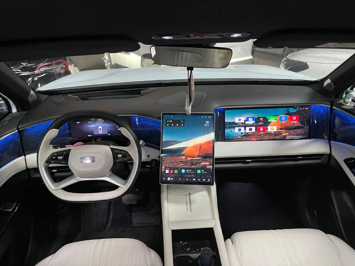 2023 Geely Galaxy L7 1.5T 163HP L4 3DHT PHEV 18.7KWH,autocango,china used car exporter,china ev exporter,chinese used car exporter,chinese used ev exporter