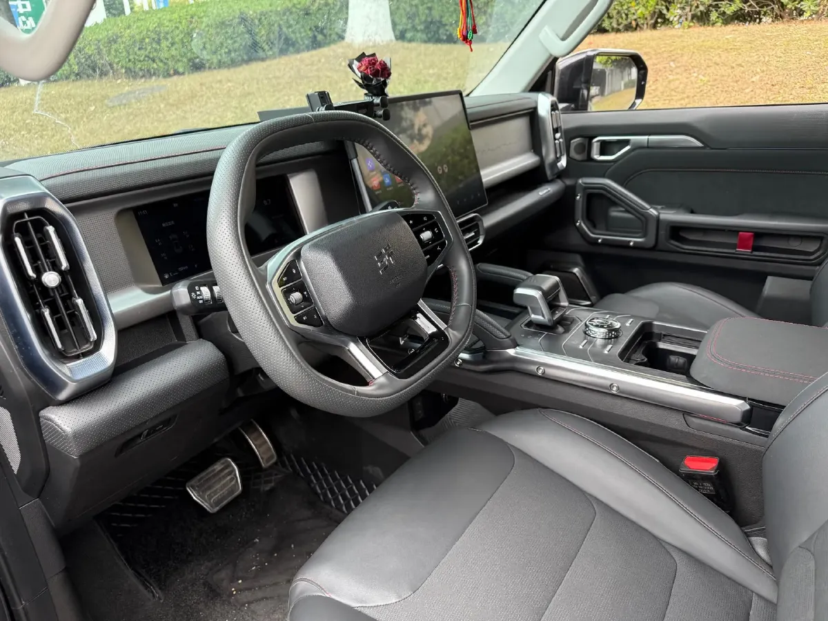 2023 Jetour Traveller 2.0T 254HP L4 7DCT,autocango,china used car exporter,china ev exporter,chinese used car exporter,chinese used ev exporter