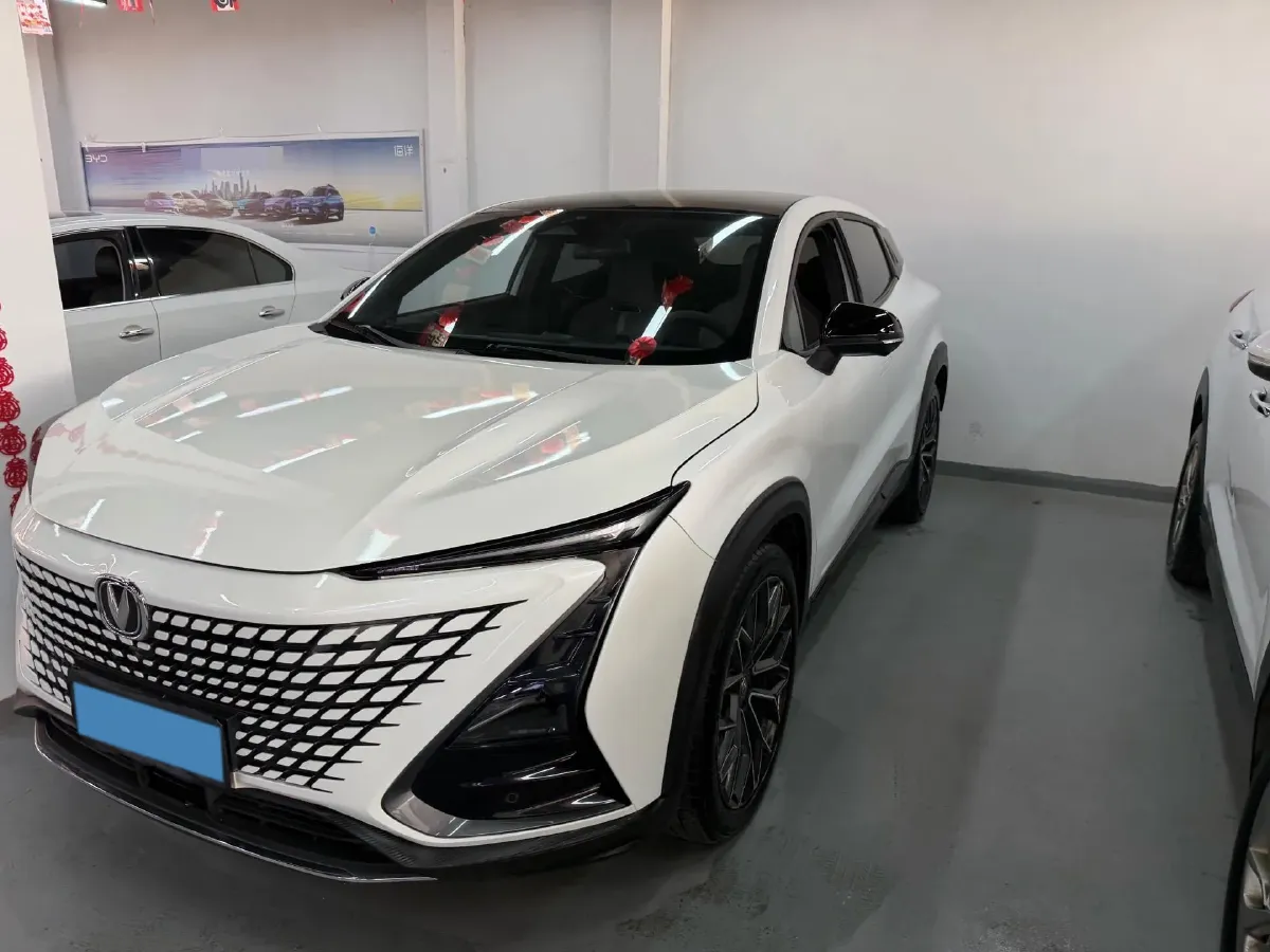 2022 ChangAn UNI-T 1.5T 188HP L4 7DCT,autocango,china used car exporter,china ev exporter,chinese used car exporter,chinese used ev exporter