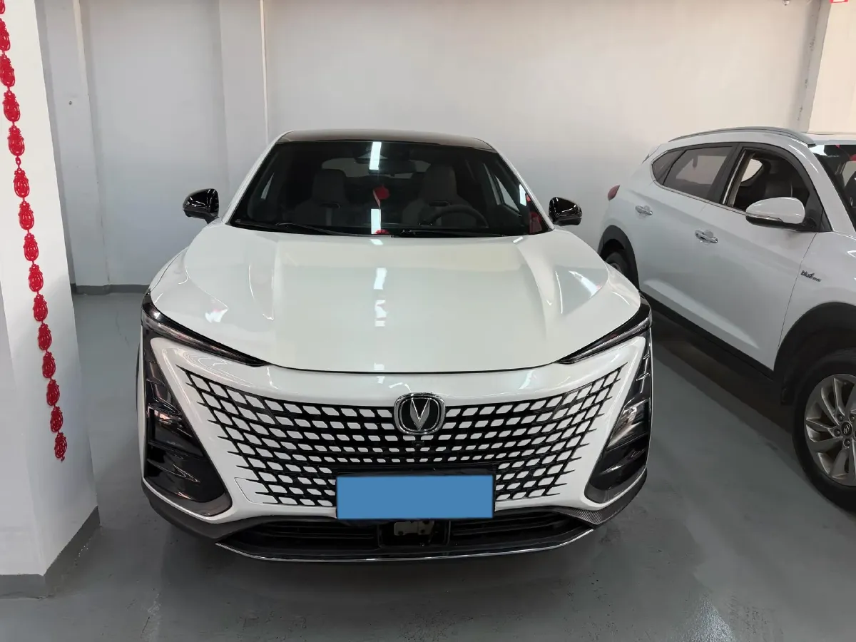 2022 ChangAn UNI-T 1.5T 188HP L4 7DCT,autocango,china used car exporter,china ev exporter,chinese used car exporter,chinese used ev exporter