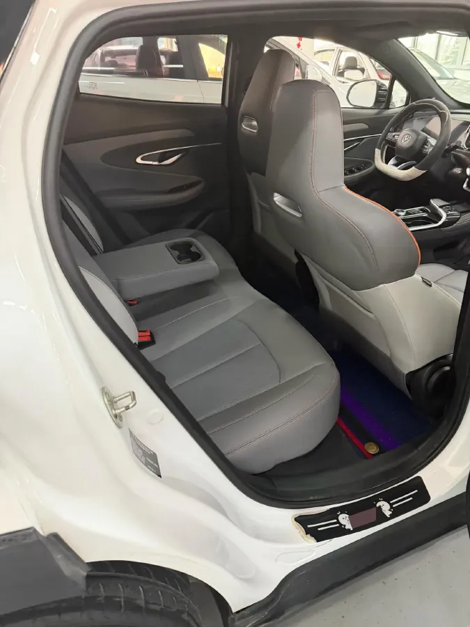 2022 ChangAn UNI-T 1.5T 188HP L4 7DCT,autocango,china used car exporter,china ev exporter,chinese used car exporter,chinese used ev exporter