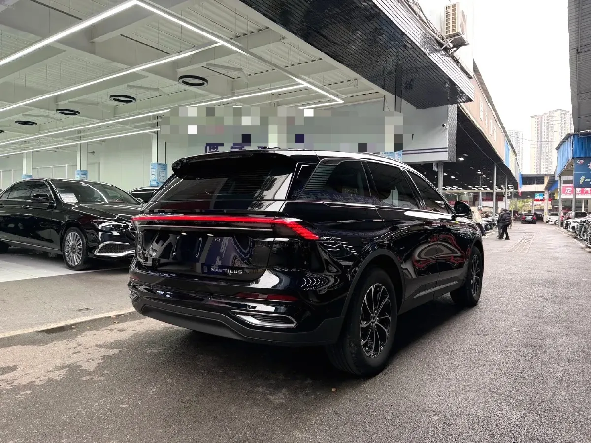 2023 Lincoln Nautilus 2.0T 261HP L4 8AT,autocango,china used car exporter,china ev exporter,chinese used car exporter,chinese used ev exporter