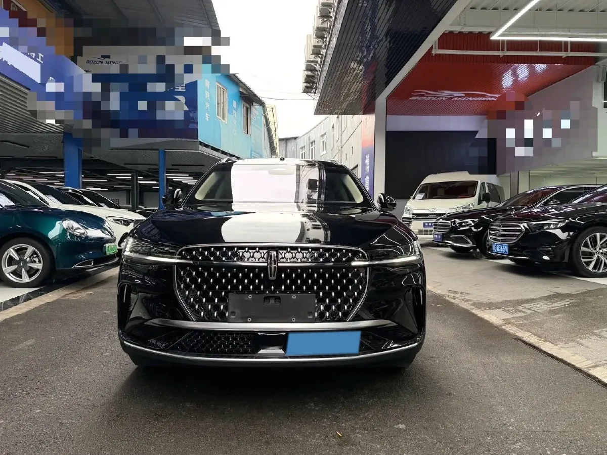 2023 Lincoln Nautilus 2.0T 261HP L4 8AT,autocango,china used car exporter,china ev exporter,chinese used car exporter,chinese used ev exporter