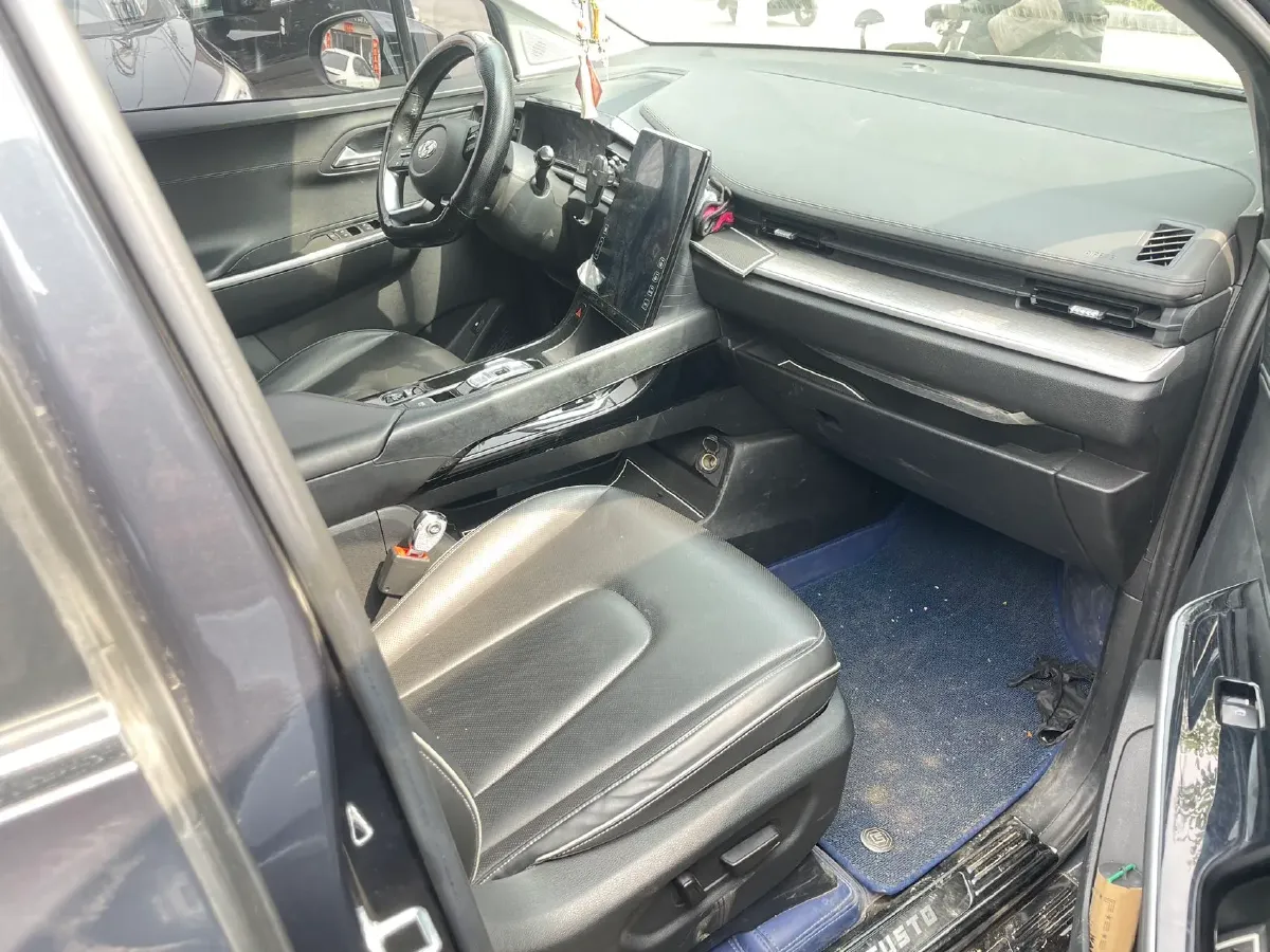 2021 Hyundai Custo 1.5T 170HP L4 8AT,autocango,china used car exporter,china ev exporter,chinese used car exporter,chinese used ev exporter