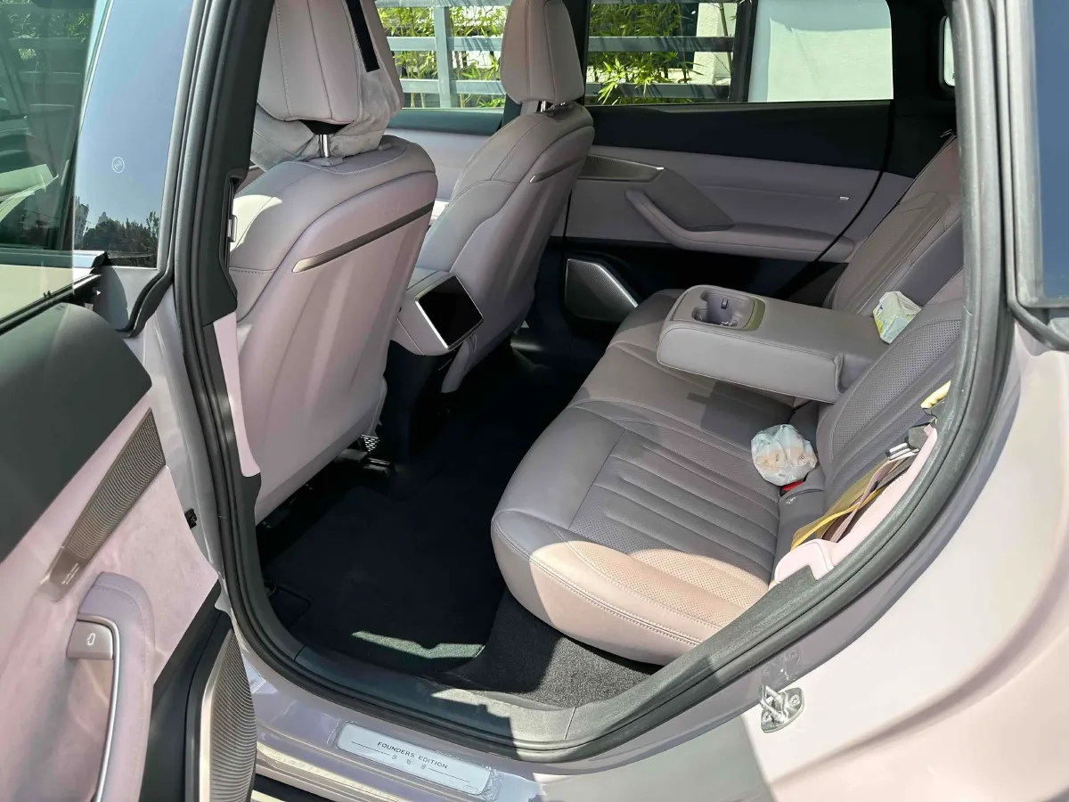 2024 ONVO L60 BEV 60KWH,autocango,china used car exporter,china ev exporter,chinese used car exporter,chinese used ev exporter