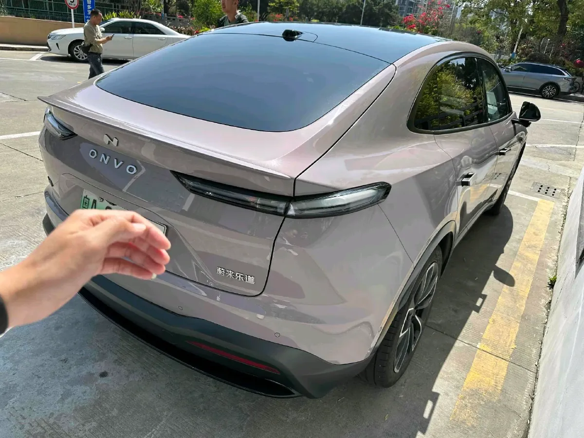 2024 ONVO L60 BEV 60KWH,autocango,china used car exporter,china ev exporter,chinese used car exporter,chinese used ev exporter