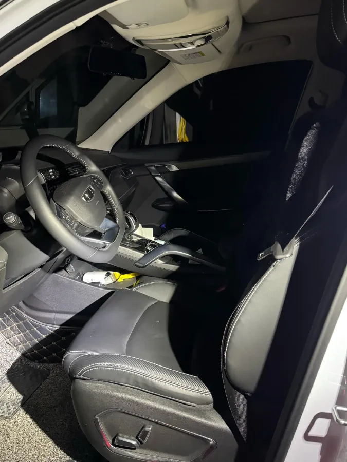 2022 Geely Azkarra 1.8T 184HP L4 7DCT,autocango,china used car exporter,china ev exporter,chinese used car exporter,chinese used ev exporter