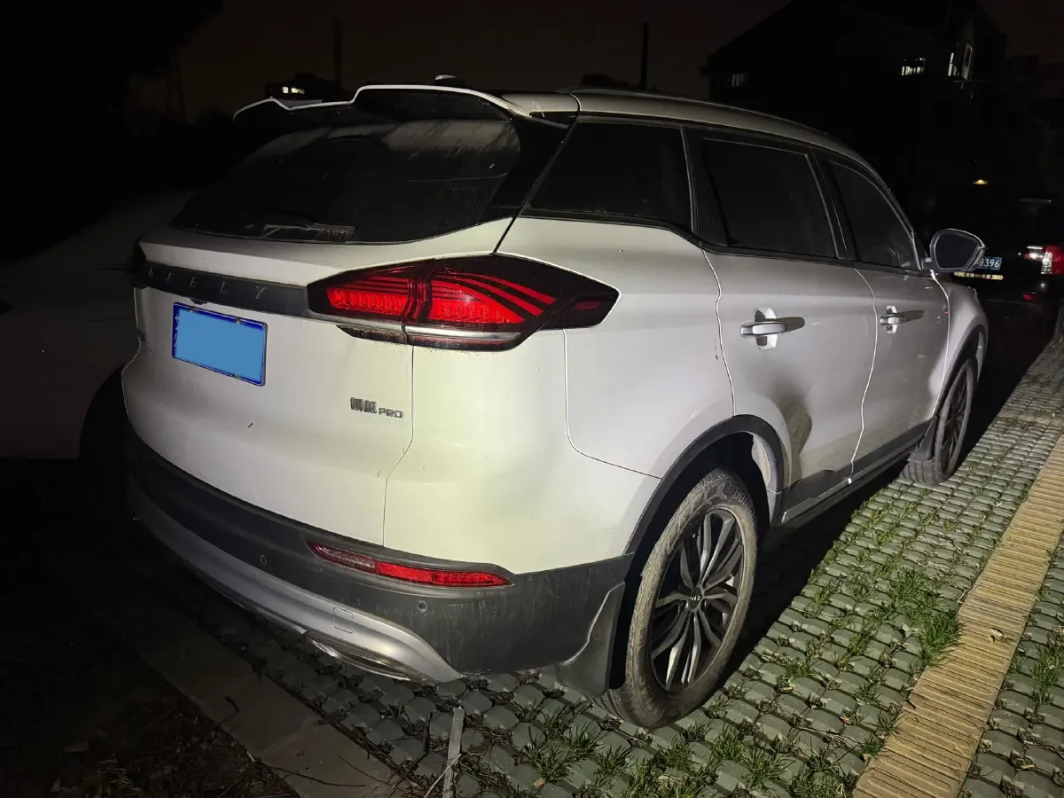 2022 Geely Azkarra 1.8T 184HP L4 7DCT,autocango,china used car exporter,china ev exporter,chinese used car exporter,chinese used ev exporter