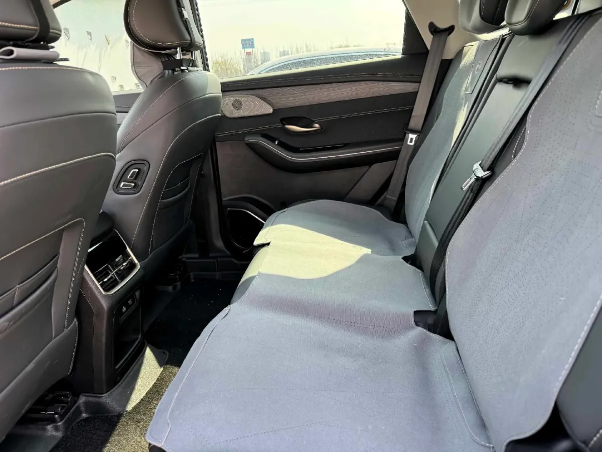 2024 Jetour ShanHai L9 1.5T 156HP L4 2DHT PHEV 19.43KWH,autocango,china used car exporter,china ev exporter,chinese used car exporter,chinese used ev exporter