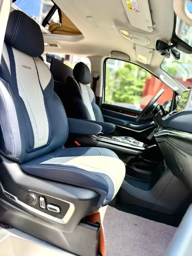 2021 MAXUS G20 2.0T 224HP L4 8AT,autocango,china used car exporter,china ev exporter,chinese used car exporter,chinese used ev exporter