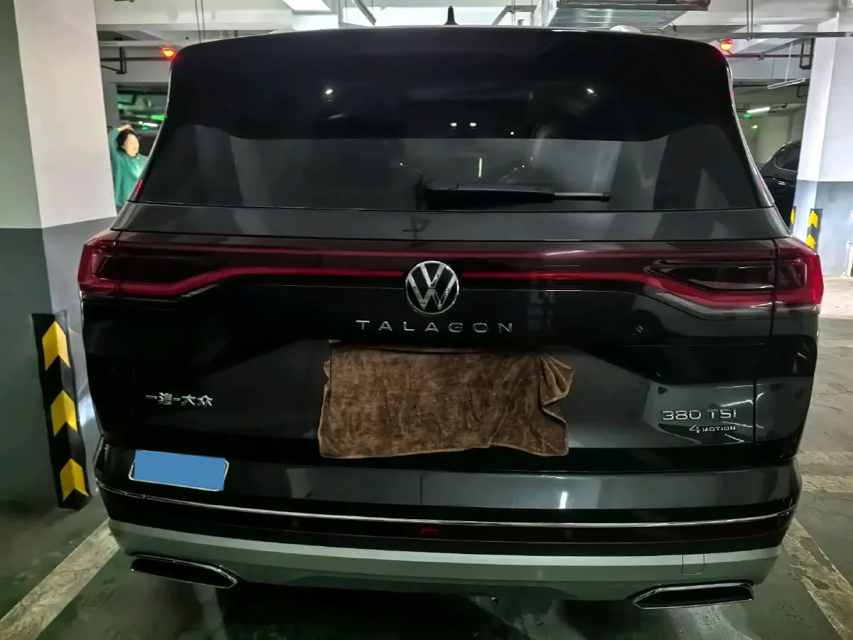 2022 Volkswagen Talagon 2.0T 220HP L4 7DCT,autocango,china used car exporter,china ev exporter,chinese used car exporter,chinese used ev exporter