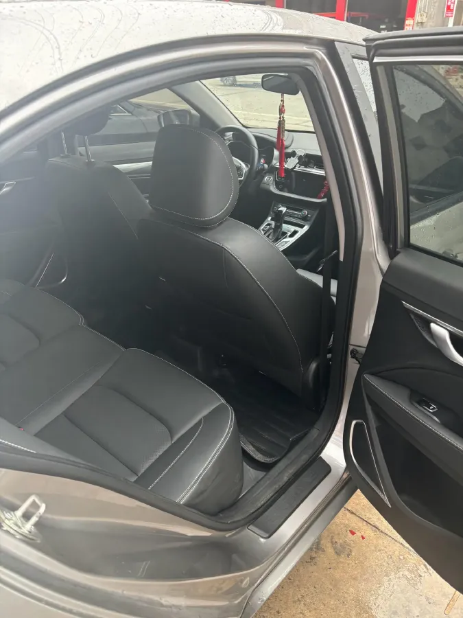 2019 Geely Emgrand 1.5L 109HP L4 CVT,autocango,china used car exporter,china ev exporter,chinese used car exporter,chinese used ev exporter