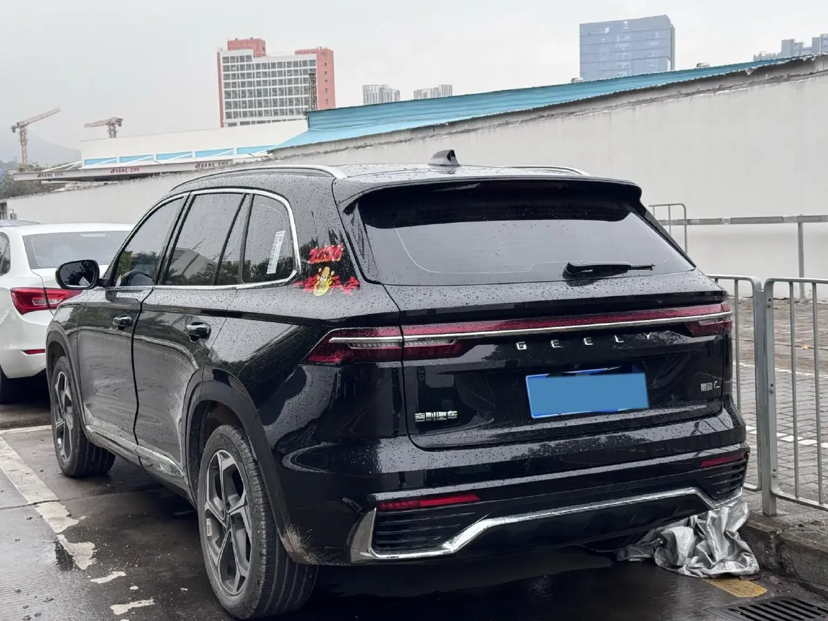2024 Geely Monjaro 2.0T 218HP L4 7DCT,autocango,china used car exporter,china ev exporter,chinese used car exporter,chinese used ev exporter