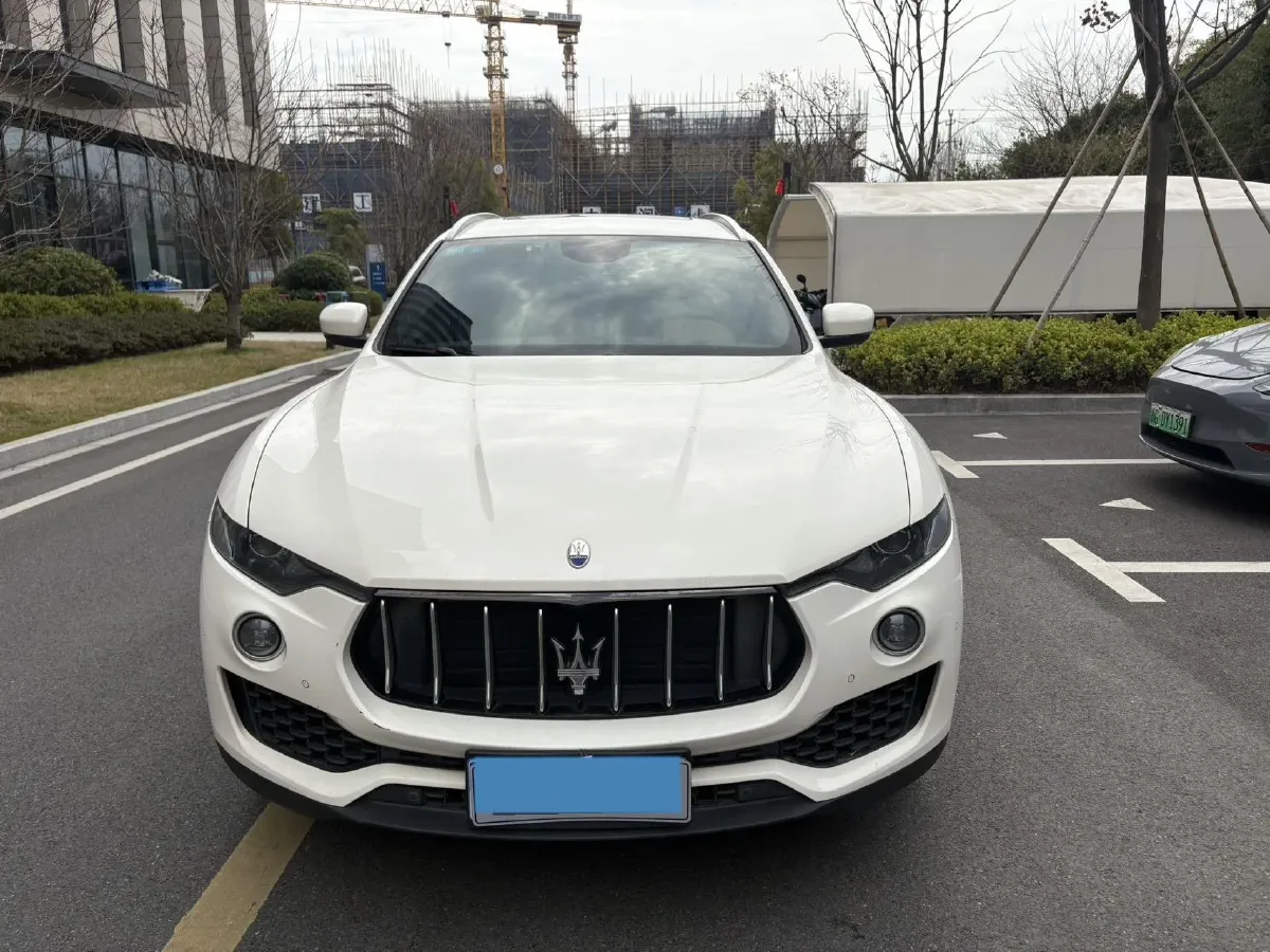2019 Maserati Levante 3.0T 350HP V6 8AT,autocango,china used car exporter,china ev exporter,chinese used car exporter,chinese used ev exporter