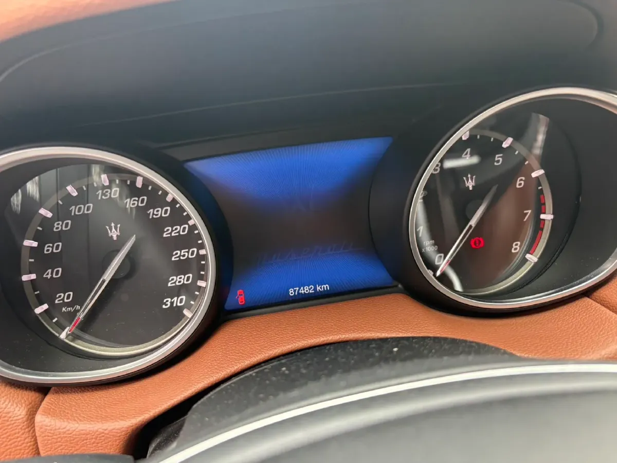 2019 Maserati Levante 3.0T 350HP V6 8AT,autocango,china used car exporter,china ev exporter,chinese used car exporter,chinese used ev exporter