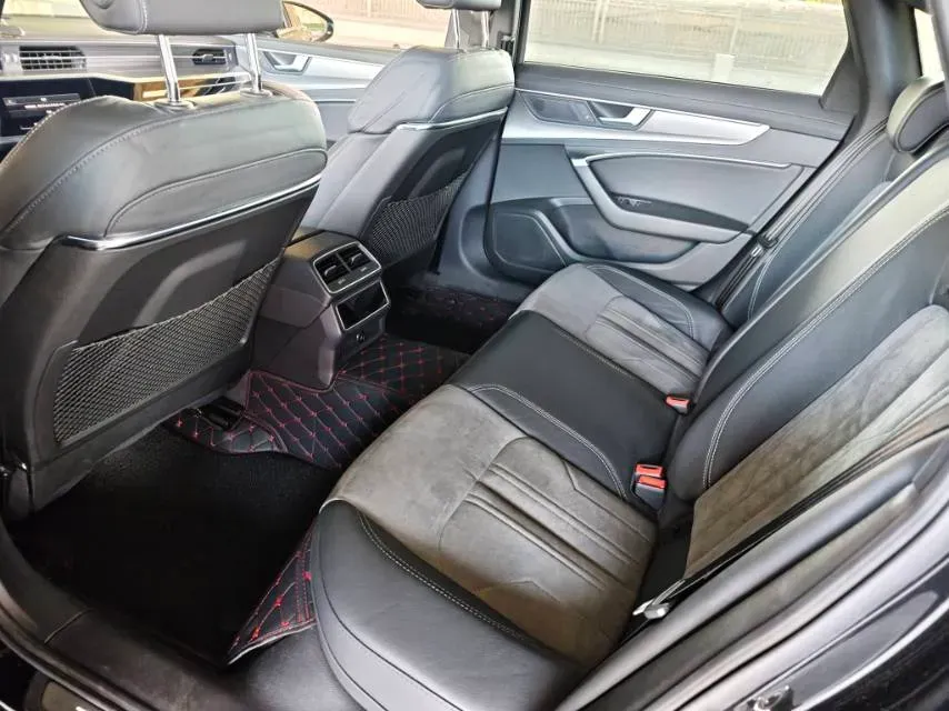 2021 Audi A6L 2.0T 224HP L4 7DCT,autocango,china used car exporter,china ev exporter,chinese used car exporter,chinese used ev exporter