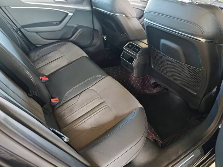 2021 Audi A6L 2.0T 224HP L4 7DCT,autocango,china used car exporter,china ev exporter,chinese used car exporter,chinese used ev exporter