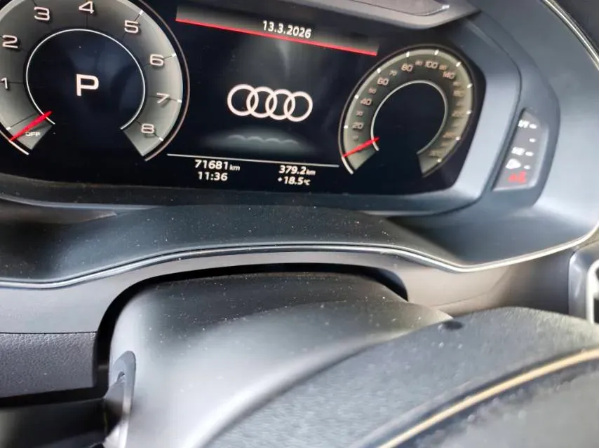 2021 Audi A6L 2.0T 224HP L4 7DCT,autocango,china used car exporter,china ev exporter,chinese used car exporter,chinese used ev exporter