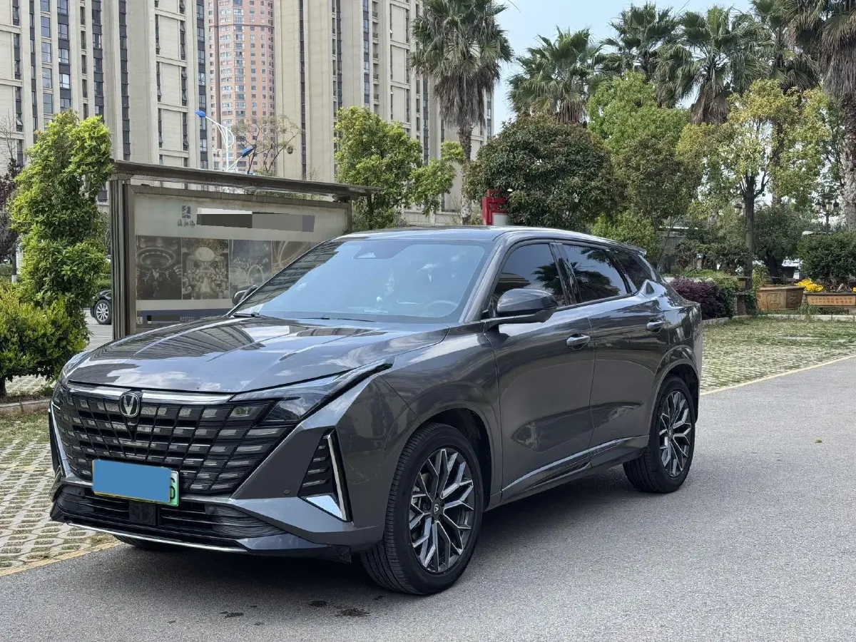 2024 ChangAn UNI-Z 1.5L 98HP L4 E-CVT PHEV 18.4KWH,autocango,china used car exporter,china ev exporter,chinese used car exporter,chinese used ev exporter