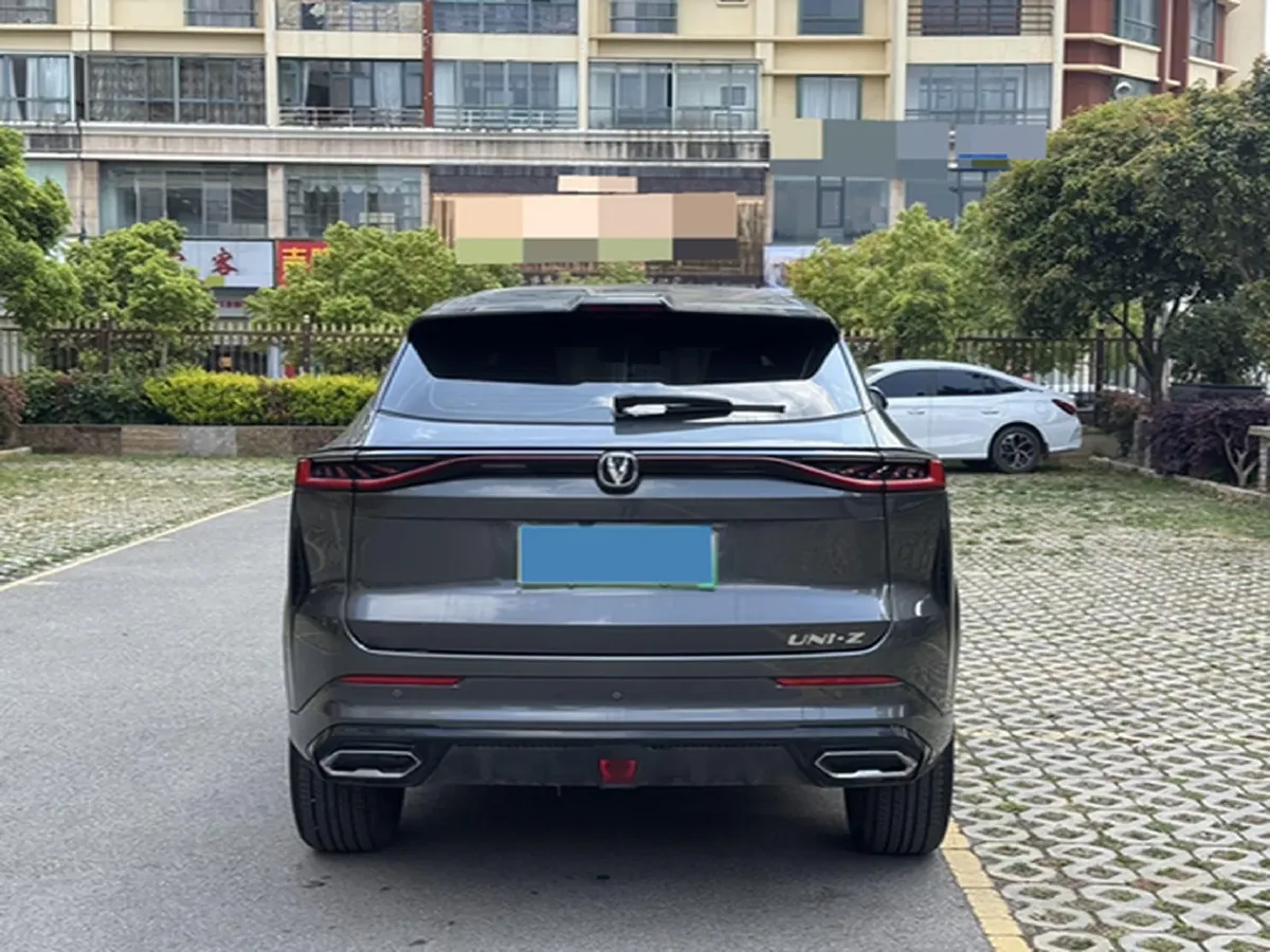2024 ChangAn UNI-Z 1.5L 98HP L4 E-CVT PHEV 18.4KWH,autocango,china used car exporter,china ev exporter,chinese used car exporter,chinese used ev exporter