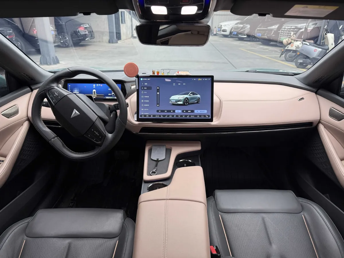 2022 DongFeng Forthing LingZhi EV BEV 68.4KWH,autocango,china used car exporter,china ev exporter,chinese used car exporter,chinese used ev exporter