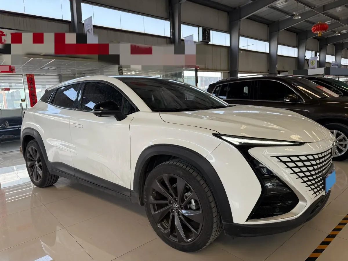2022 ChangAn UNI-T 1.5T 188HP L4 7DCT,autocango,china used car exporter,china ev exporter,chinese used car exporter,chinese used ev exporter