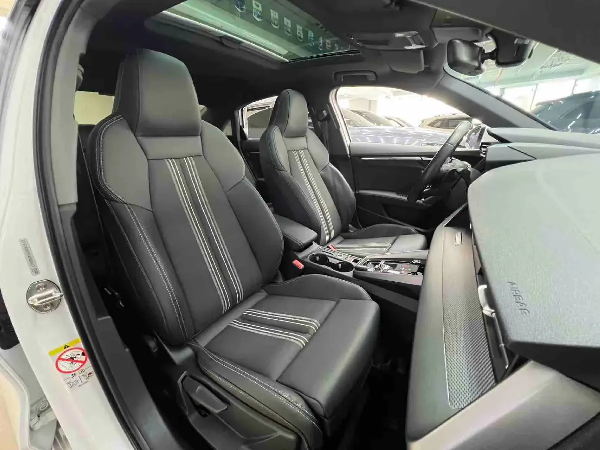 2022 Audi A3 1.4T 150HP L4 7DCT,autocango,china used car exporter,china ev exporter,chinese used car exporter,chinese used ev exporter