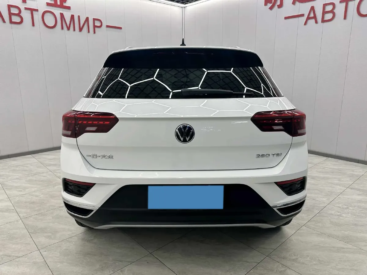 2022 Volkswagen T-Roc 1.4T 150HP L4 7DCT,autocango,china used car exporter,china ev exporter,chinese used car exporter,chinese used ev exporter