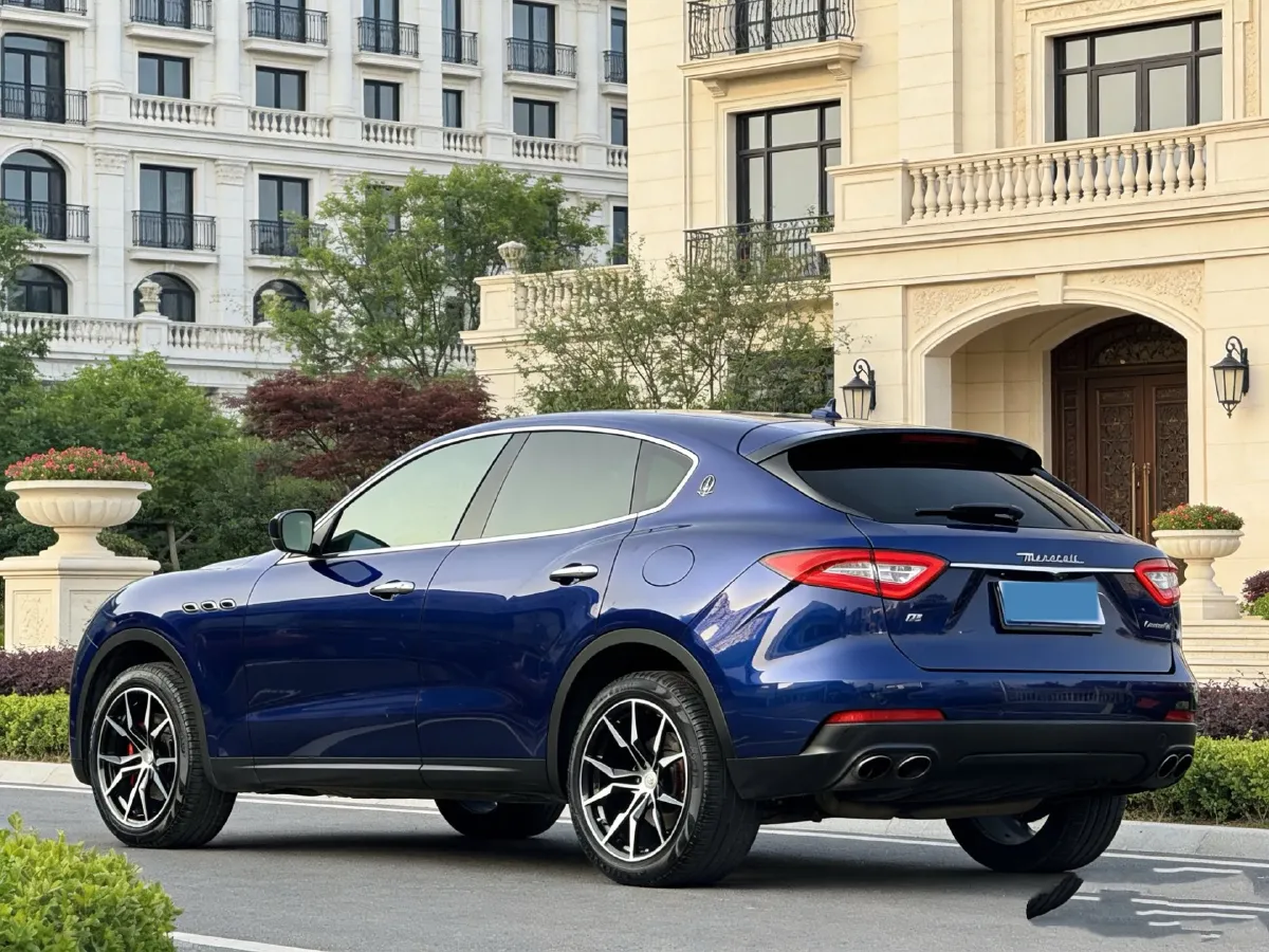 2018 Maserati Levante 3.0T 350HP V6 8AT,autocango,china used car exporter,china ev exporter,chinese used car exporter,chinese used ev exporter