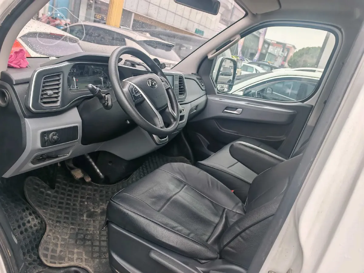 2024 MAXUS XinTu V80 2.0T 147HP L4 6SMG,autocango,china used car exporter,china ev exporter,chinese used car exporter,chinese used ev exporter