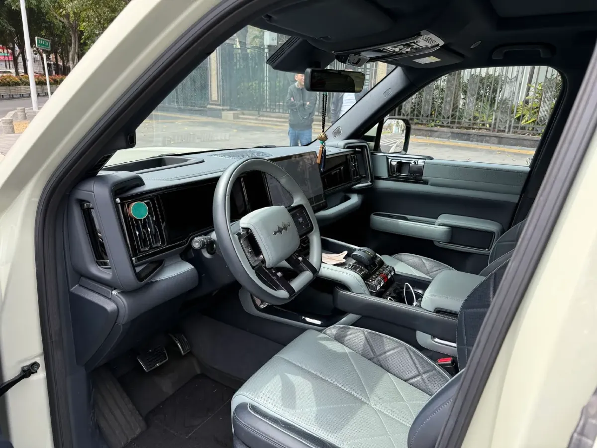 2023 Toyota Crown Kluger 2.5L 189HP L4 E-CVT Hybrid,autocango,china used car exporter,china ev exporter,chinese used car exporter,chinese used ev exporter
