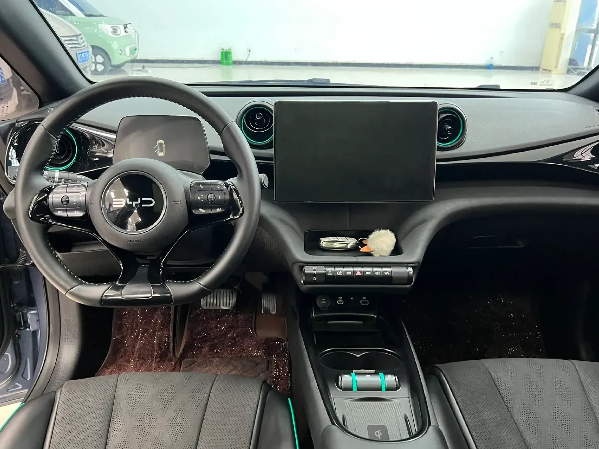 2025 BYD Dolphin BEV 44.928KWH,autocango,china used car exporter,china ev exporter,chinese used car exporter,chinese used ev exporter