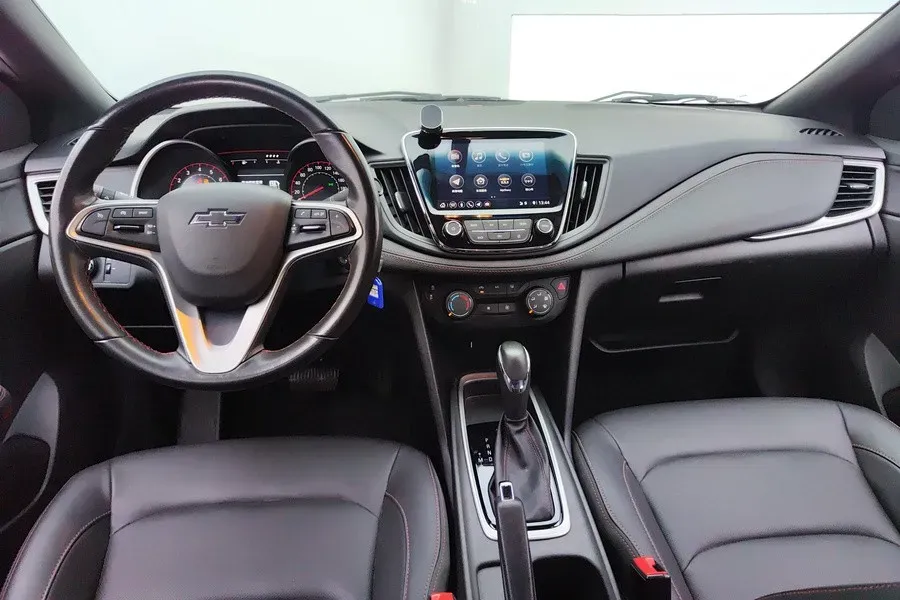 2020 Chevrolet Monza 1.3T 163HP L3 6AT,autocango,china used car exporter,china ev exporter,chinese used car exporter,chinese used ev exporter