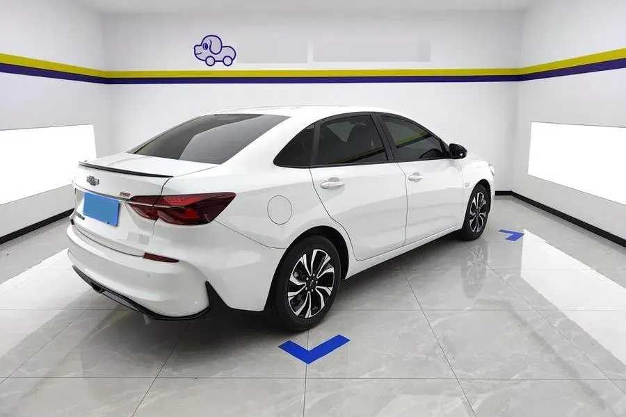 2020 Chevrolet Monza 1.3T 163HP L3 6AT,autocango,china used car exporter,china ev exporter,chinese used car exporter,chinese used ev exporter