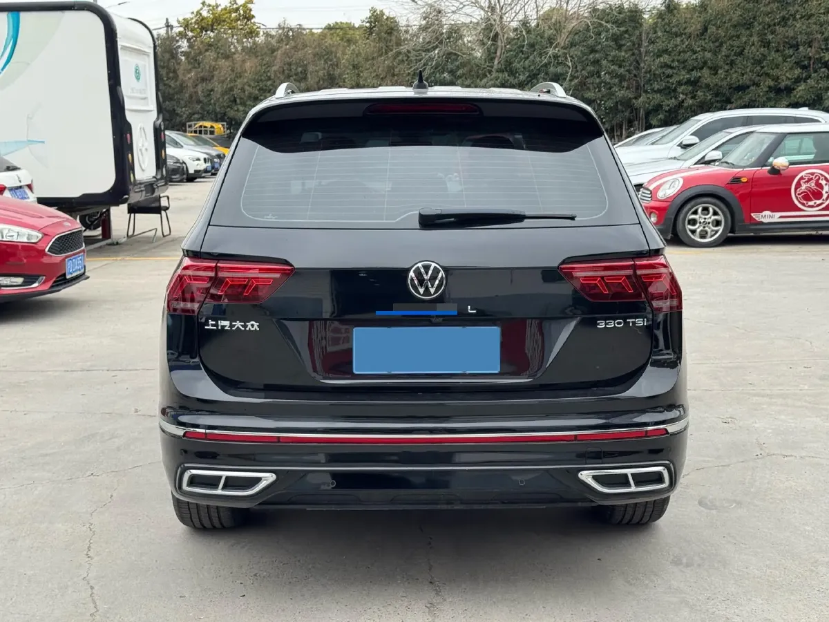 2023 Volkswagen Tiguan L 2.0T 186HP L4 7DCT,autocango,china used car exporter,china ev exporter,chinese used car exporter,chinese used ev exporter