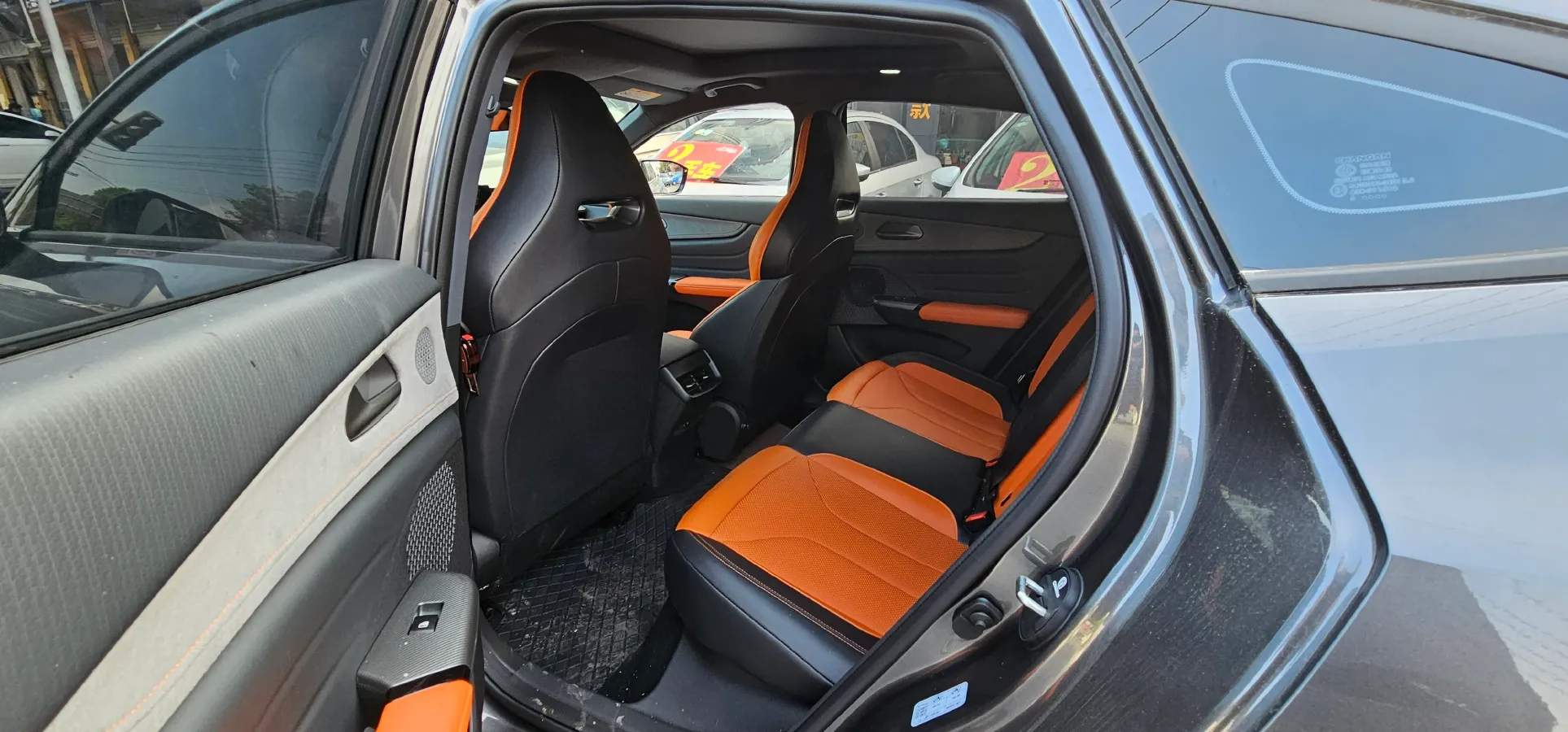 2025 ChangAn UNI-V 2.0T 245HP L4 8AT,autocango,china used car exporter,china ev exporter,chinese used car exporter,chinese used ev exporter