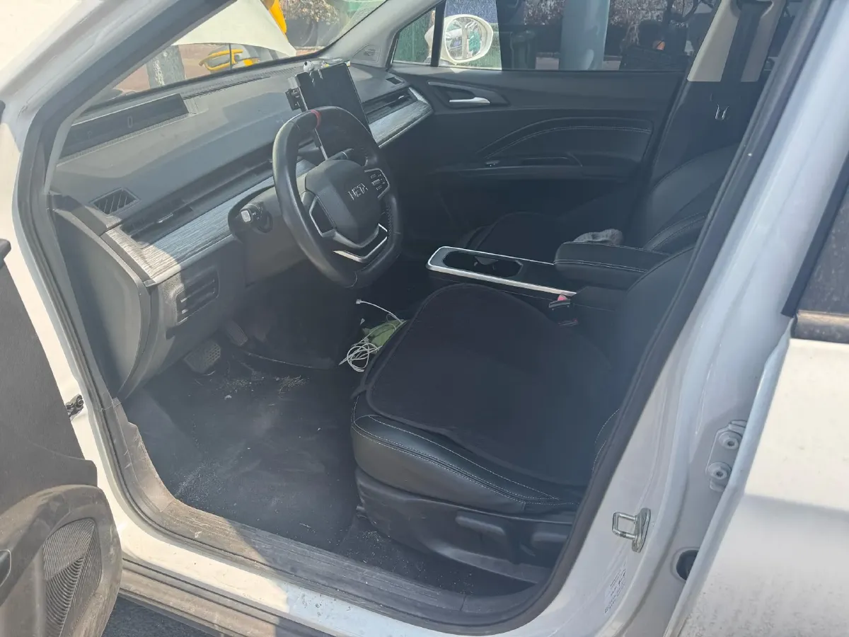 2022 Leapmotor T03 BEV 41KWH,autocango,china used car exporter,china ev exporter,chinese used car exporter,chinese used ev exporter