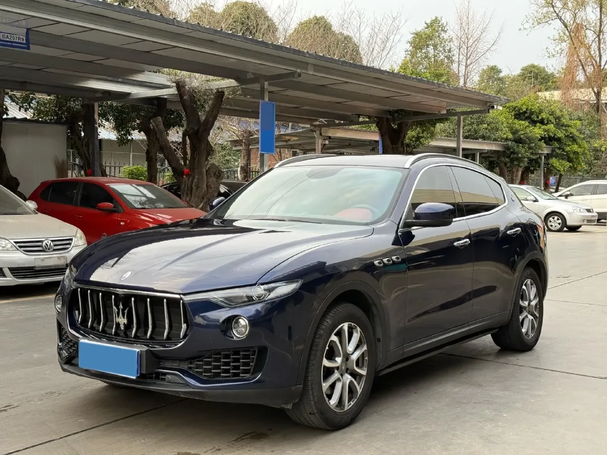 2018 Maserati Levante 3.0T 350HP V6 8AT,autocango,china used car exporter,china ev exporter,chinese used car exporter,chinese used ev exporter