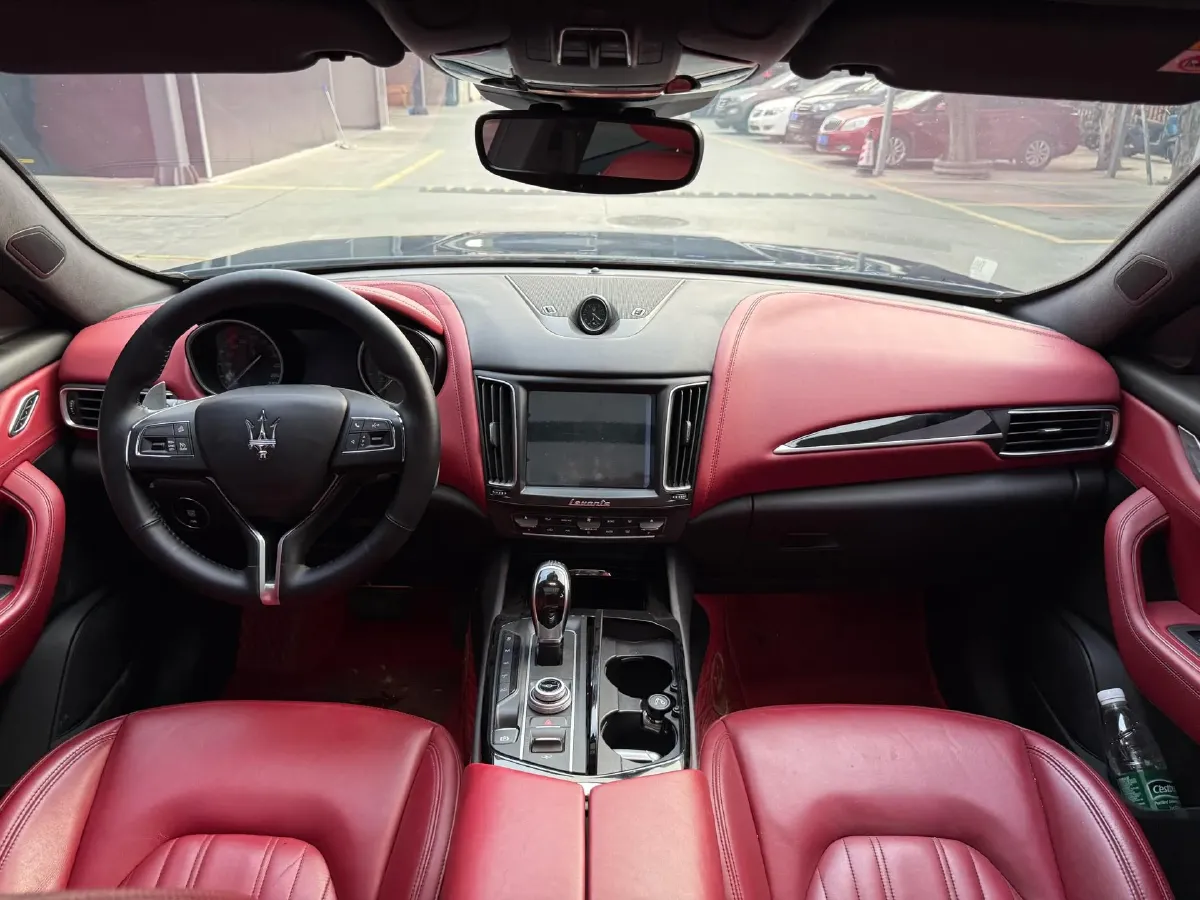 2018 Maserati Levante 3.0T 350HP V6 8AT,autocango,china used car exporter,china ev exporter,chinese used car exporter,chinese used ev exporter