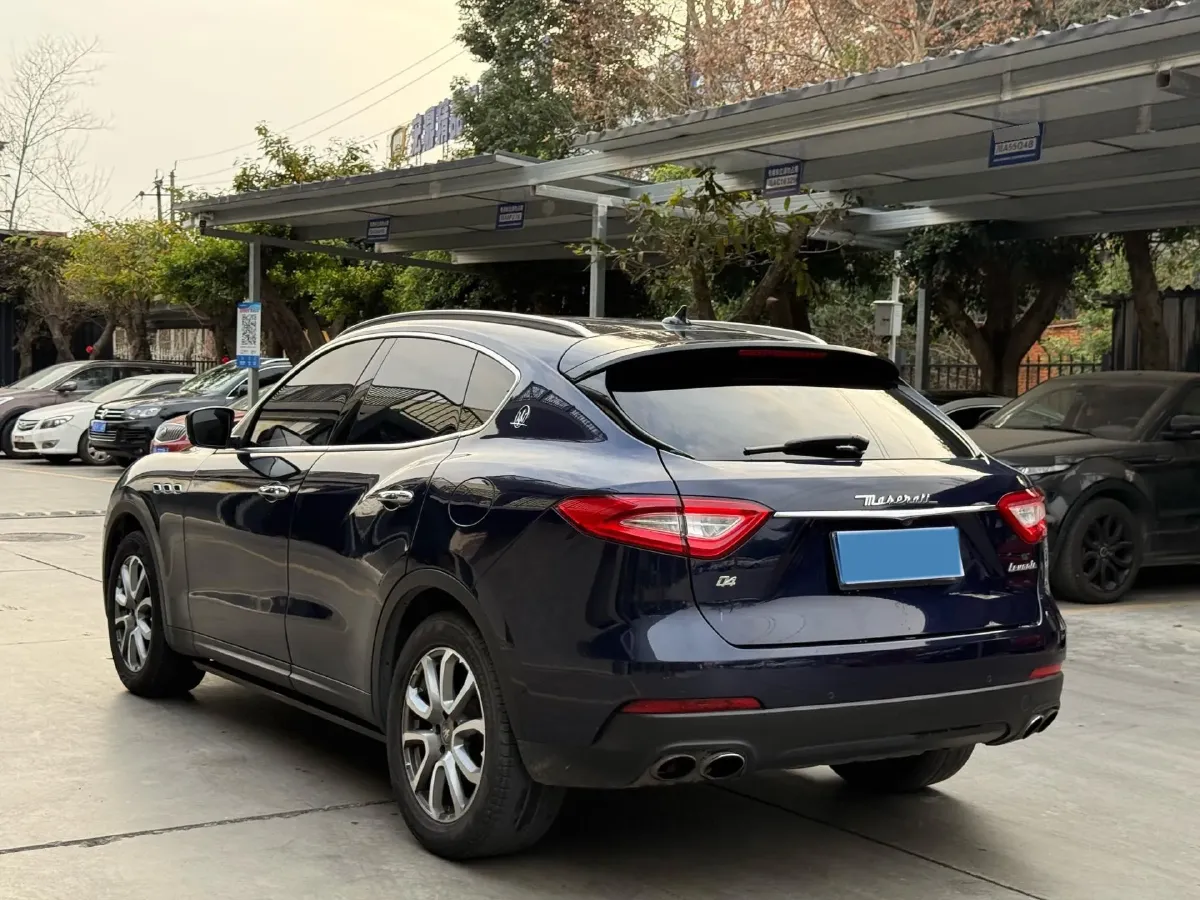 2018 Maserati Levante 3.0T 350HP V6 8AT,autocango,china used car exporter,china ev exporter,chinese used car exporter,chinese used ev exporter